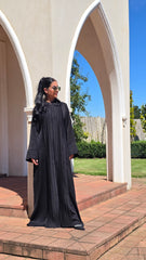 Noir Pleated Abaya