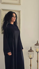Pleated Black Closed Abaya