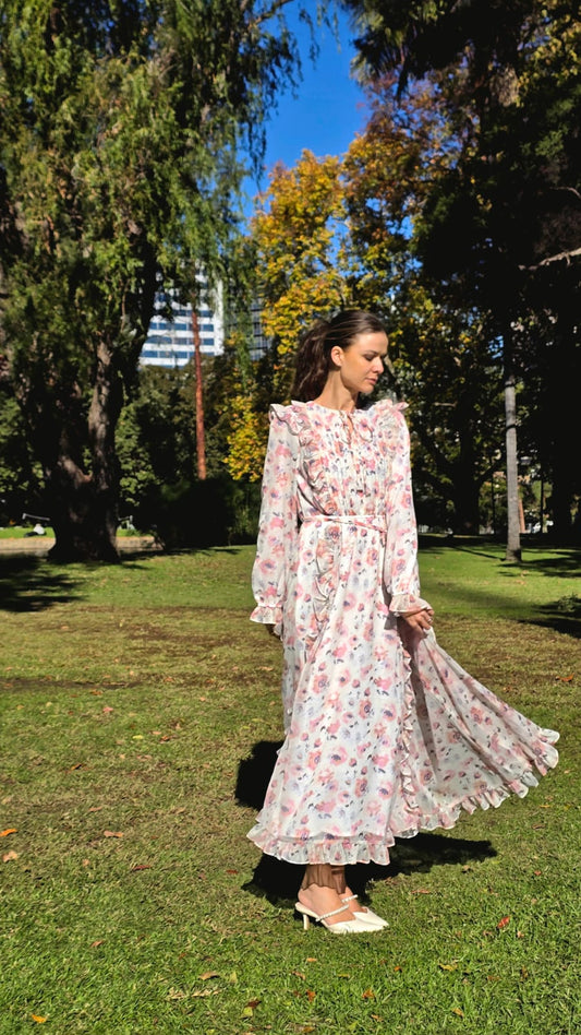 Soft Bloom Maxi Dress