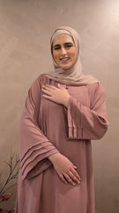 Pleated Onion Pink Closed Abaya