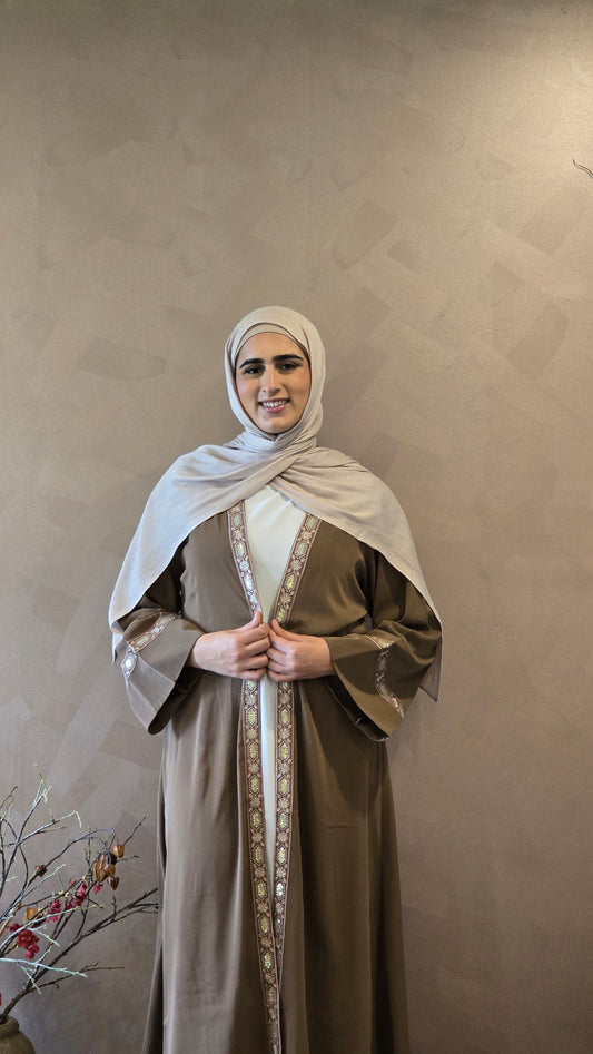 Oak Bloom Abaya