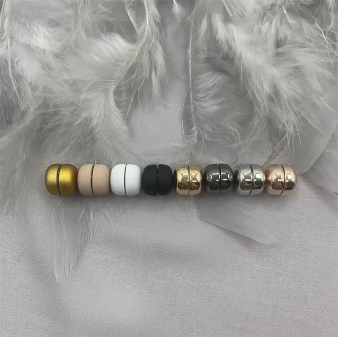 Hijab magnets