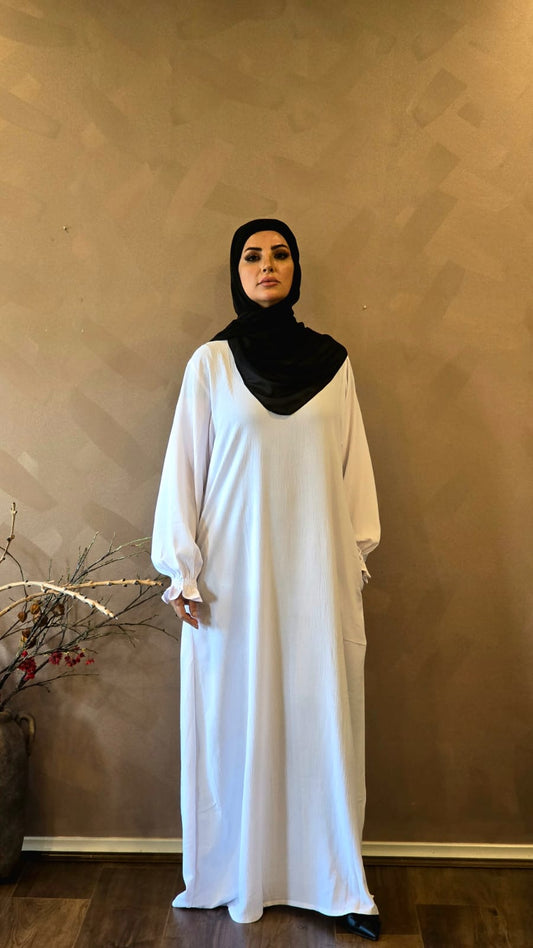 Gathered Sleeve Closed White Abaya