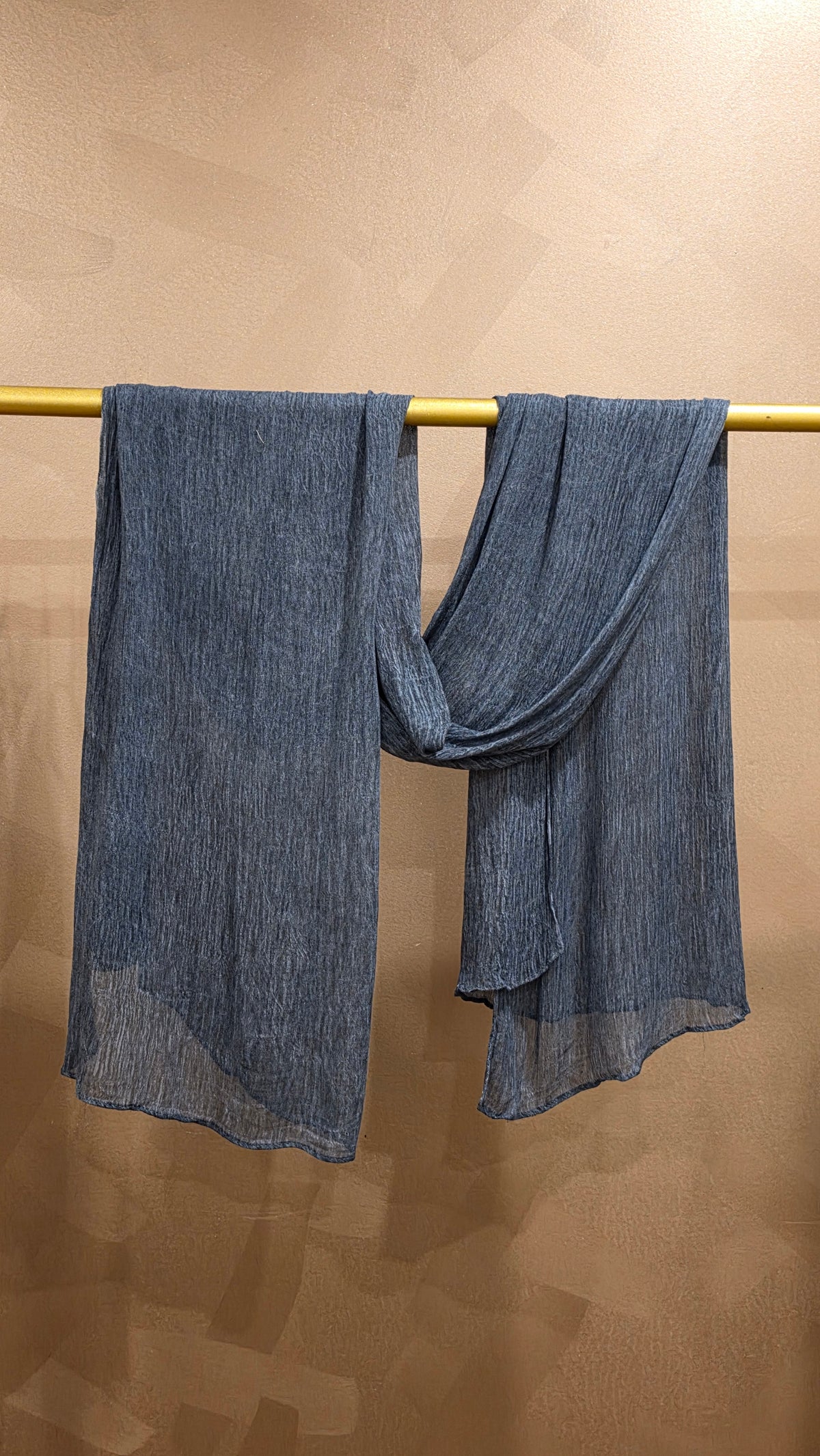 Graphite Fade Crinkle Rayon Hijab