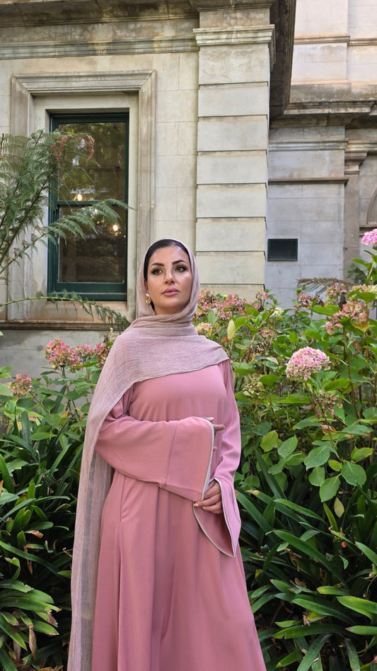 Blush Pink Piped Closed Abaya