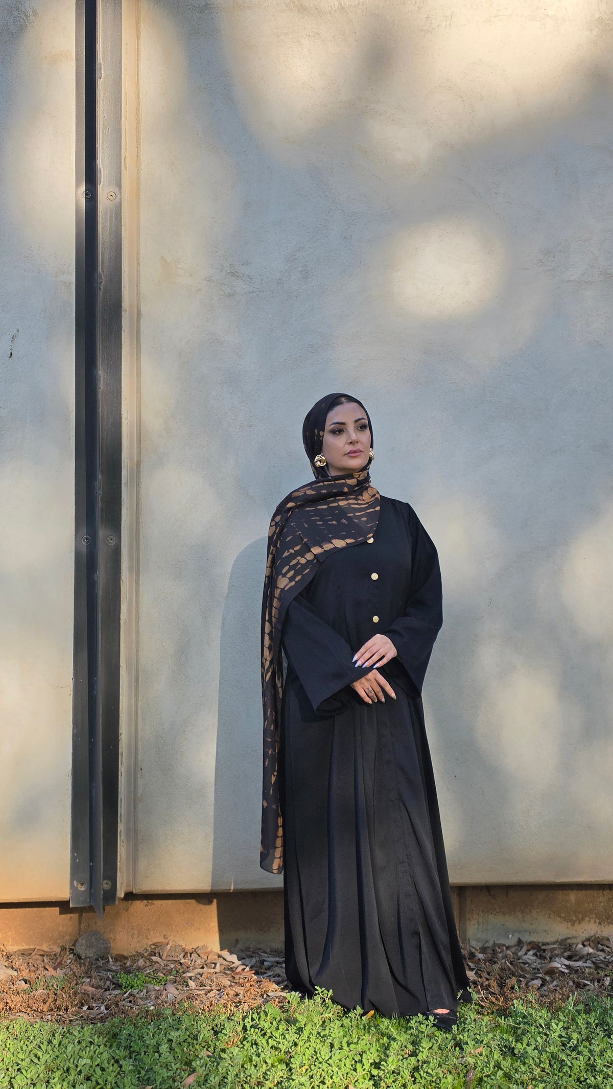 Noir Pleatline Abaya