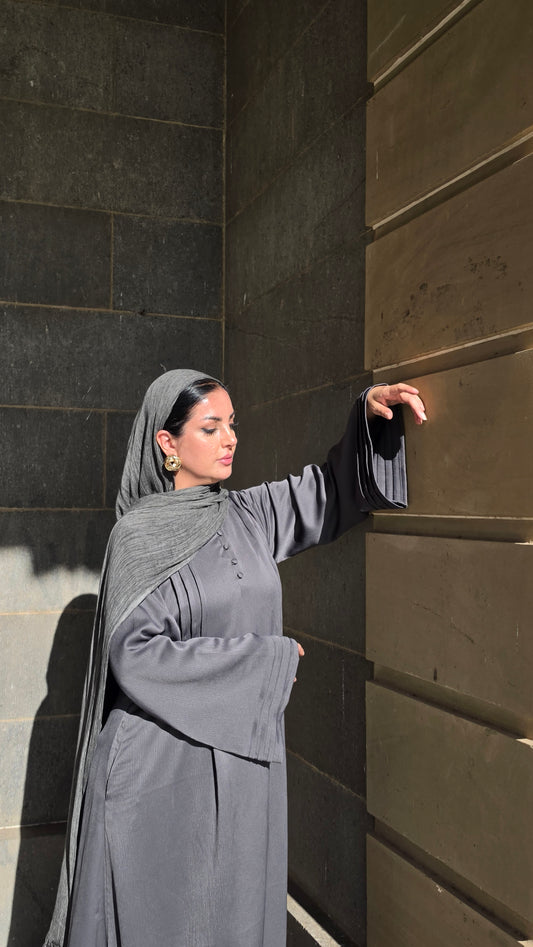 Dark Grey Pleated Closed Abaya