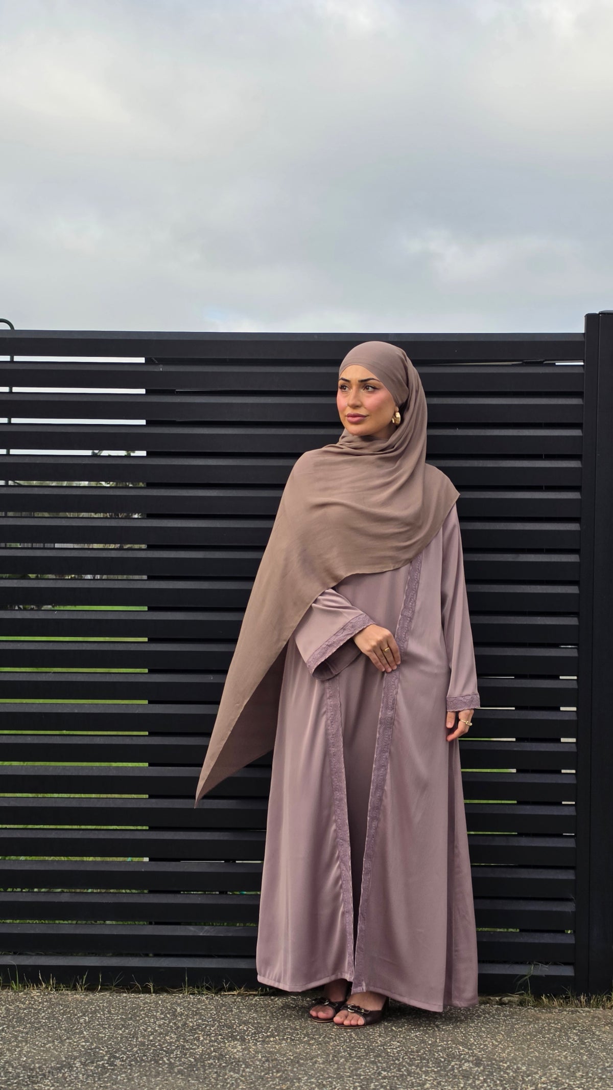 Blush Lace Abaya Set